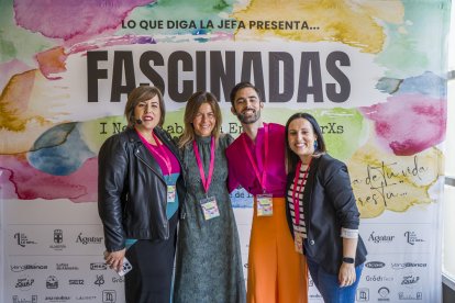 Marta romo (BeUp), junto a los organizadores de Fascinadas: Ana Galera, José Gabriel y María del Mar Saldaña.