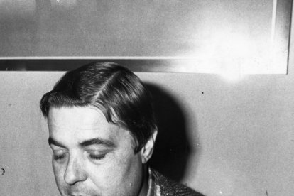 En plena rueda de prensa hablando de su Poli Almería.