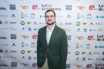 Ángel Villegas, premiado en la Categoría Gente de los XIII Premios Andarax de La Voz de Almería, la Cadena SER, Los 40 y Agricultura 2000.