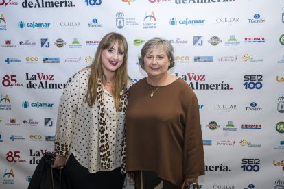 Lola Collado y la premiada en Cultura, Manuela García.