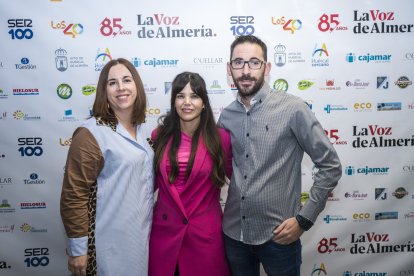 Victoria Ramón, Noelia Rechey Alberto Ramón, disfrutando de la gala de los XIII Premios Andarax.