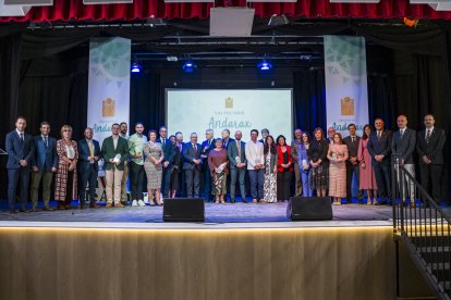 Foto de familia con la que se clausuró la gala de los XIII Premios Andarax.