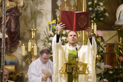 La misa fue concelebrada junto a José María Sánchez y Ramón Garrido.