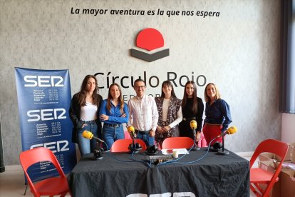 Parte del Equipo de Círculo Rojo en Hoy por Hoy Almería.