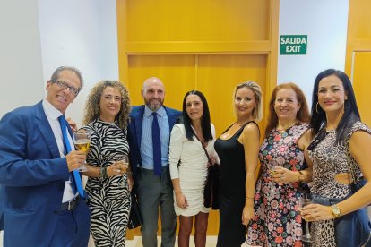 Esteban Hernández, María Eugenia González, Inmaculada Sánchez, Jesús Ayala, Teresa Peñafiel, María Sánchez y Valle González.