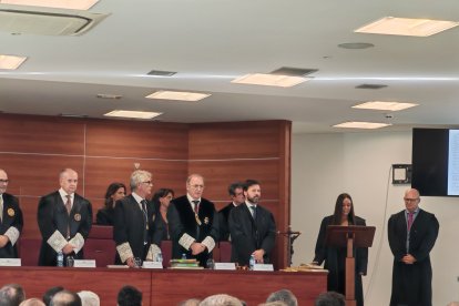 La comunidad de abogados de Almería recibe su nueva sede.