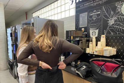 El II Salón Mujer Emprende ha tenido lugar este lunes con motivo del Día Internacional de la Mujer Emprendedora.