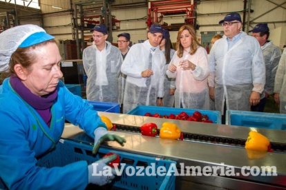 Susana Díaz recorre la provincia de Almería con diversos actos de campaña de las elecciones andaluzas del 22M y cierra la jornada con un