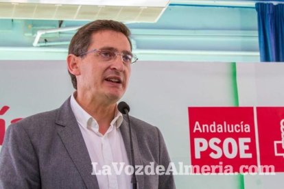 Susana Díaz recorre la provincia de Almería con diversos actos de campaña de las elecciones andaluzas del 22M y cierra la jornada con un