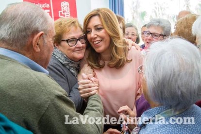 Susana Díaz recorre la provincia de Almería con diversos actos de campaña de las elecciones andaluzas del 22M y cierra la jornada con un
