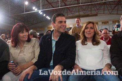 Susana Díaz recorre la provincia de Almería con diversos actos de campaña de las elecciones andaluzas del 22M y cierra la jornada con un
