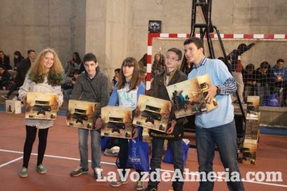 Más de 300 alumnos vibran con matemáticas en Carboneras. Fotos: Fran Muñoz