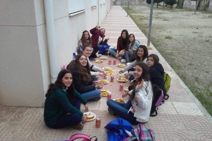 Más de 300 alumnos vibran con matemáticas en Carboneras. Fotos: Fran Muñoz