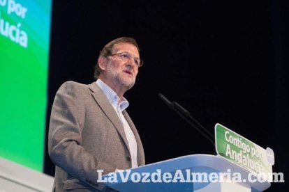 Rajoy da un mitin en el Auditorio de Roquetas de Mar para dar su apoyo a Juanma Moreno. Fotos: Fran Muñoz