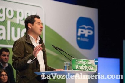 Rajoy da un mitin en el Auditorio de Roquetas de Mar para dar su apoyo a Juanma Moreno. Fotos: Fran Muñoz