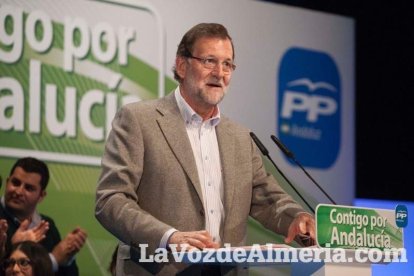 Rajoy da un mitin en el Auditorio de Roquetas de Mar para dar su apoyo a Juanma Moreno. Fotos: Fran Muñoz