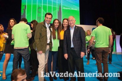 Rajoy da un mitin en el Auditorio de Roquetas de Mar para dar su apoyo a Juanma Moreno. Fotos: Fran Muñoz