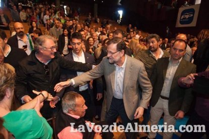 Rajoy da un mitin en el Auditorio de Roquetas de Mar para dar su apoyo a Juanma Moreno. Fotos: Fran Muñoz