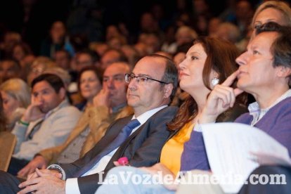 Rajoy da un mitin en el Auditorio de Roquetas de Mar para dar su apoyo a Juanma Moreno. Fotos: Fran Muñoz