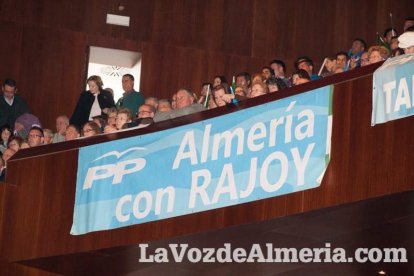 Rajoy da un mitin en el Auditorio de Roquetas de Mar para dar su apoyo a Juanma Moreno. Fotos: Fran Muñoz
