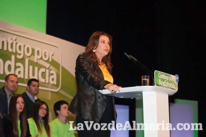 Rajoy da un mitin en el Auditorio de Roquetas de Mar para dar su apoyo a Juanma Moreno. Fotos: Fran Muñoz