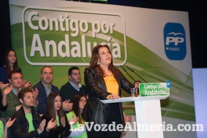 Rajoy da un mitin en el Auditorio de Roquetas de Mar para dar su apoyo a Juanma Moreno. Fotos: Fran Muñoz