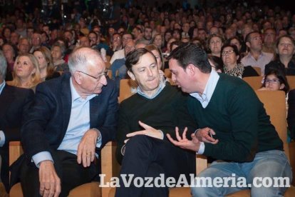 Rajoy da un mitin en el Auditorio de Roquetas de Mar para dar su apoyo a Juanma Moreno. Fotos: Fran Muñoz
