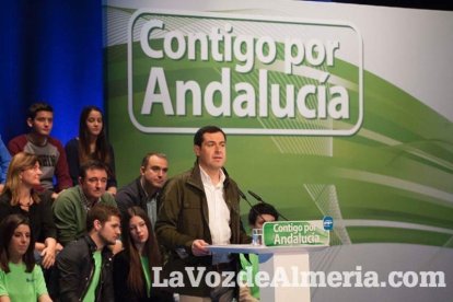 Rajoy da un mitin en el Auditorio de Roquetas de Mar para dar su apoyo a Juanma Moreno. Fotos: Fran Muñoz