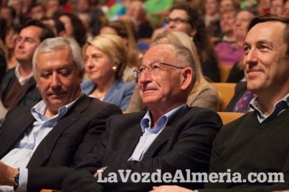 Rajoy da un mitin en el Auditorio de Roquetas de Mar para dar su apoyo a Juanma Moreno. Fotos: Fran Muñoz