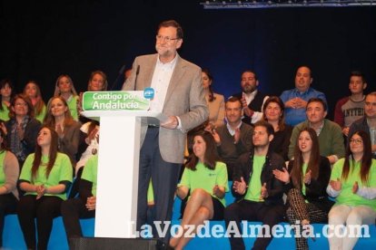 Rajoy da un mitin en el Auditorio de Roquetas de Mar para dar su apoyo a Juanma Moreno. Fotos: Fran Muñoz