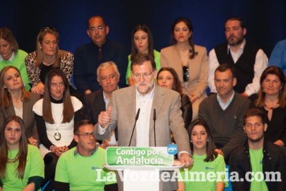 Rajoy da un mitin en el Auditorio de Roquetas de Mar para dar su apoyo a Juanma Moreno. Fotos: Fran Muñoz