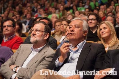 Rajoy da un mitin en el Auditorio de Roquetas de Mar para dar su apoyo a Juanma Moreno. Fotos: Fran Muñoz