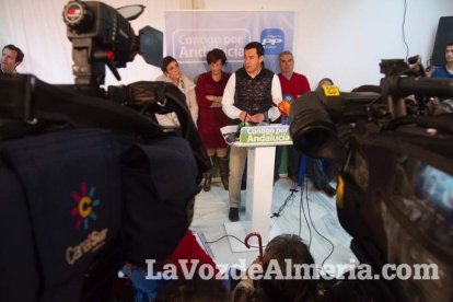 Mitin en Adra de Juan Manuel Moreno, candidato del PP a la Junta de Andalucía. Fotos: Juan Sánchez.