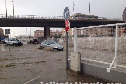 Fuerte tomba de agua caída en Almería.