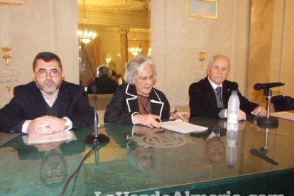 Presentación del libro titulado Historia de la Pediatría en Almería en memoria a Don Juan López Muñoz.