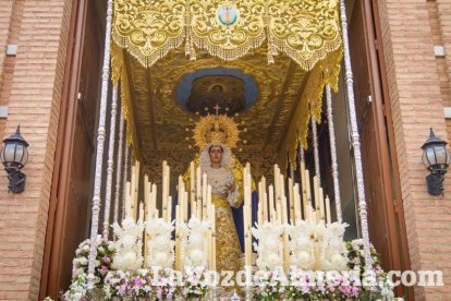 Afloraron los sentimientos a la Señora de Los Ángeles. Fotos: Juan Sánchez