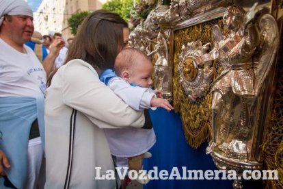 Afloraron los sentimientos a la Señora de Los Ángeles. Fotos: Juan Sánchez