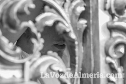 Procesión de la Hermandad de Nuestro Padre Jesús de la Salud y Pasión en su Tercera Caída y María Santísima de los Desamparados en el 