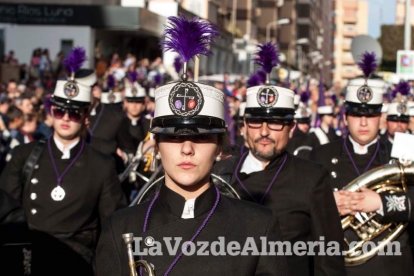 Procesión de la Hermandad de Nuestro Padre Jesús de la Salud y Pasión en su Tercera Caída y María Santísima de los Desamparados en el 