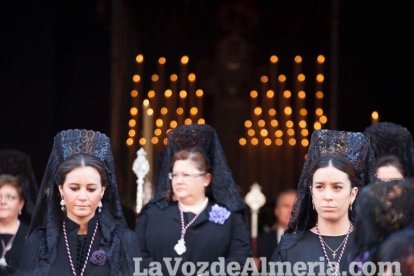 Procesión de la Hermandad de Nuestro Padre Jesús de la Salud y Pasión en su Tercera Caída y María Santísima de los Desamparados en el 