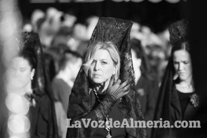 Procesión de la Hermandad de Nuestro Padre Jesús de la Salud y Pasión en su Tercera Caída y María Santísima de los Desamparados en el 