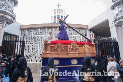 Procesión de la Hermandad Sacramental de Nuestra Señora del Carmen, Nuestro Padre Jesús del Gran Poder y María Santísima del Mayor Dolo