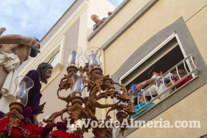 Procesión de la Hermandad y Cofradía de Nazarenos de Nuestro Padre Jesús de la Sentencia y María Santísima de la Esperanza Macarena en
