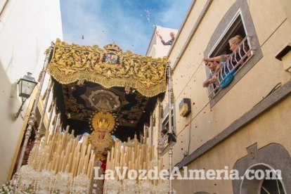 Procesión de la Hermandad y Cofradía de Nazarenos de Nuestro Padre Jesús de la Sentencia y María Santísima de la Esperanza Macarena en