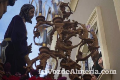 Procesión de la Hermandad y Cofradía de Nazarenos de Nuestro Padre Jesús de la Sentencia y María Santísima de la Esperanza Macarena en