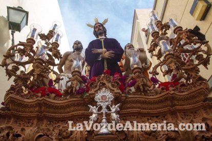Procesión de la Hermandad y Cofradía de Nazarenos de Nuestro Padre Jesús de la Sentencia y María Santísima de la Esperanza Macarena en