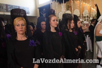 Procesión de la Hermandad y Cofradía de Nazarenos de Nuestro Padre Jesús de la Sentencia y María Santísima de la Esperanza Macarena en