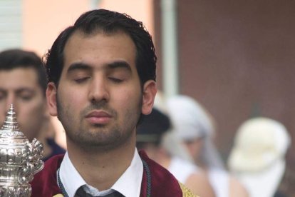 Procesión de la Hermandad y Cofradía de Nazarenos de Nuestro Padre Jesús de la Sentencia y María Santísima de la Esperanza Macarena en