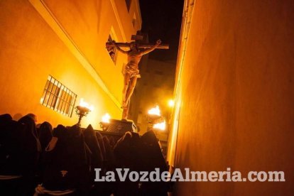 Procesión de la Hermandad Juvenil del Santo Cristo del Perdón Vía-Crucis Penitencial de Silencio. Martes Santo de la Semana Santa de Alme