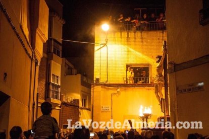 Procesión de la Hermandad Juvenil del Santo Cristo del Perdón Vía-Crucis Penitencial de Silencio. Martes Santo de la Semana Santa de Alme